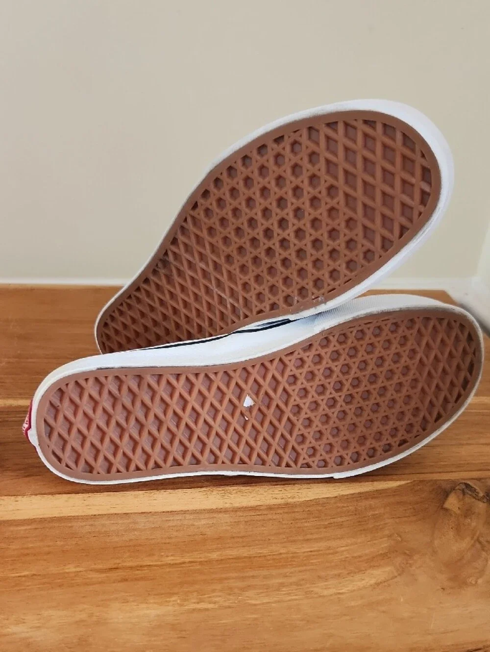 Vans very good